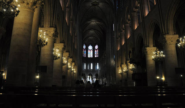 <strong>みどりの触知学＜特別編・2012秋 パリ＞</strong>　内観