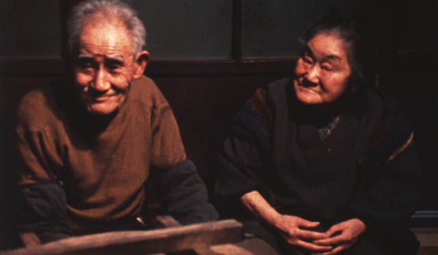 <strong>『阿賀に生きる』</strong>　餅つき職人の加藤作二さんとキソさん夫婦