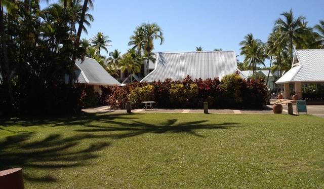 <strong>Panasonic Eclipse Live by Solar Power</strong>　メイン会場であるポート・ダグラスのホテル「シェラトン・ミラージュ・ポート・ダグラス・リゾート（Sheraton Mirage Port Douglas Resort）」