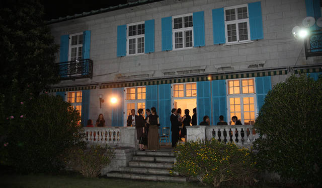 <strong>BARNEYS NEW YORK｜バーニーズ　ニューヨーク</strong>　一部顧客とプレスを招き、英国大使館にておこなわれたパーティ会場にて