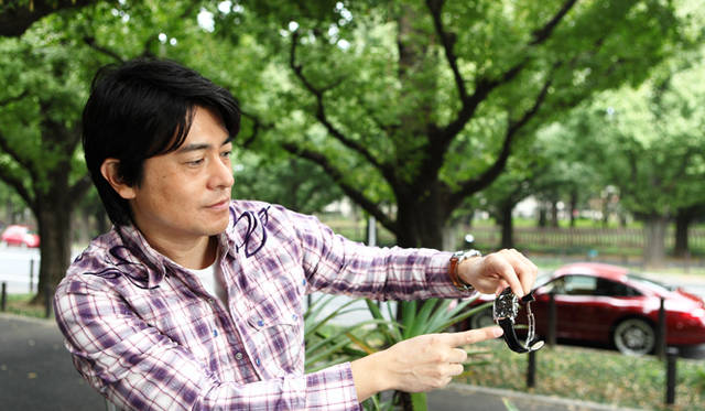 <strong>My Own Watch｜安東弘樹さん</strong>　「ケース径は30mm台っていうのが、僕にはちょうどいい」と語る安東さん。