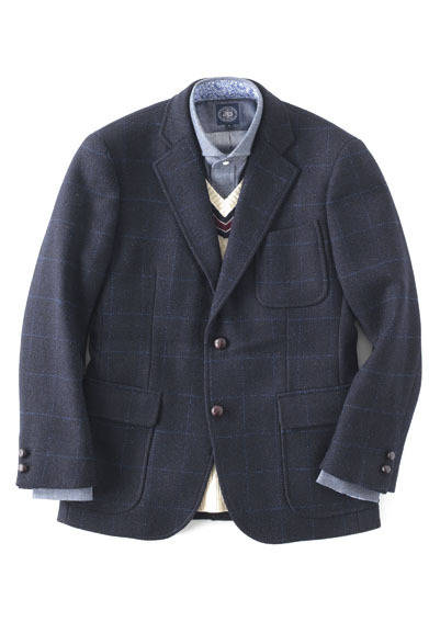 　J.プレスのなかでもやや細身のシルエットラインを採用した“ハンティング”タイプのジャケット。ゲームジャケットコート同様、70年代にJ.PRESS U.S.Aが展開していたスポーツコートをベースとして、コンバーチブルスタイルも楽しめるカラーディテールにも注目。阪急メンズ限定。ハリスツイードオーバーペンジャケット7万9800円（阪急メンズ東京）