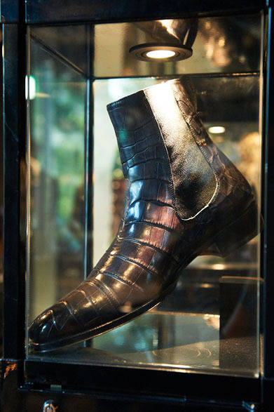 <strong>RESTIR｜リステア</strong>　イタリアのシューズブランド「マックスヴェッレ」のクロコダイル別注オーダーも可能 