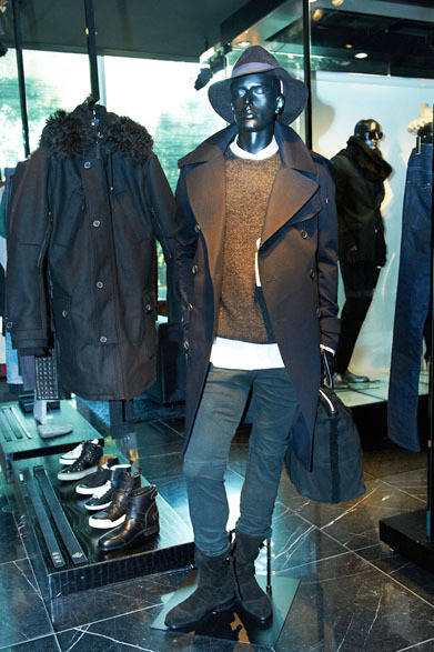 <strong>RESTIR｜リステア</strong>　店内ディスプレイ