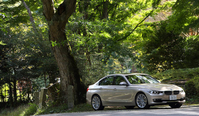 <strong>BMW 320i xDrive｜ビー・エム・ダブリュー 320i エックスドライブ</strong><br />ラグジュアリーライン