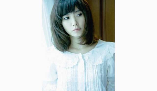 <strong>ブックコーディネーター内沼晋太郎×作家川上未映子</strong>　芥川賞作家の川上未映子さん　© 石倉和夫