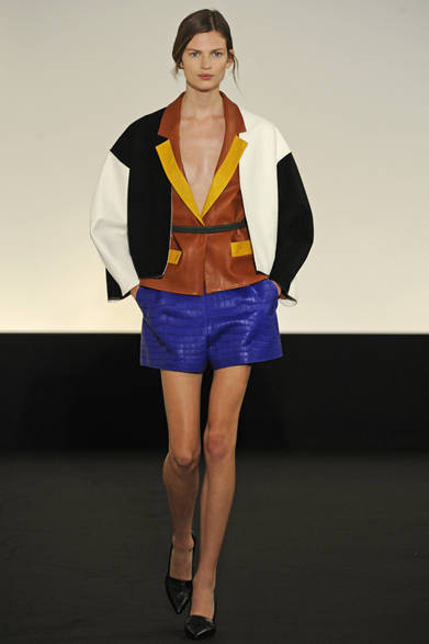 　2013年春夏コレクション ©　Jean-François José