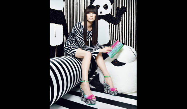 <strong>JIMMY CHOO│ジミー チュウ</strong>　Sprinkle and Cayla