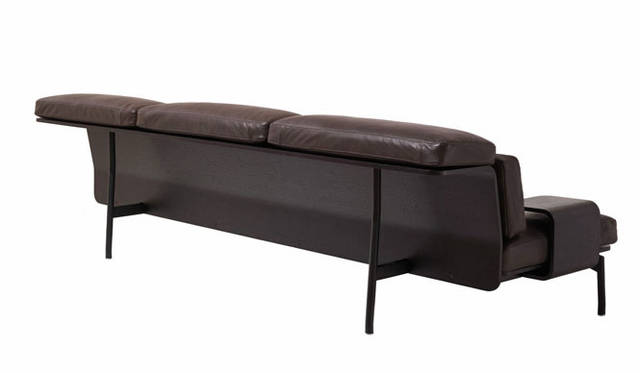 <strong>Cassina ixc.｜カッシーナ・イクスシー</strong>　「SLED（スレッド）ソファ　デザイン｜ロドルフォ・ドルドーニ