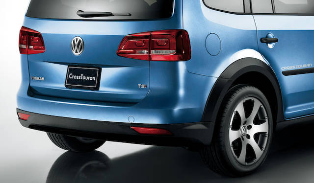 <strong>Volkswagen Cross Touran｜フォルクスワーゲン クロストゥーラン</strong>