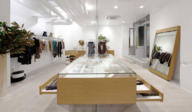 <strong>MUVEIL｜ミュベール</strong>　「GALLERY MUVEIL」　ショッピングゾーン「MUVEIL&KIDS」