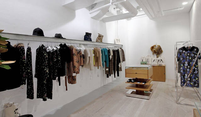 <strong>MUVEIL｜ミュベール</strong>　「GALLERY MUVEIL」　ショッピングゾーン「MUVEIL&KIDS」 