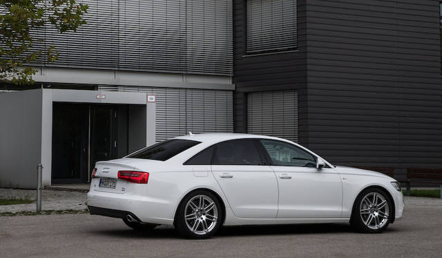 <strong>Audi A6 3.0 TDI with Electric Biturbo｜アウディ A6 3.0 TDI エレクトリック バイターボ</strong>
