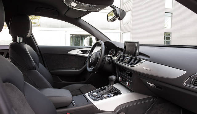 <strong>Audi A6 3.0 TDI with Electric Biturbo｜アウディ A6 3.0 TDI エレクトリック バイターボ</strong>