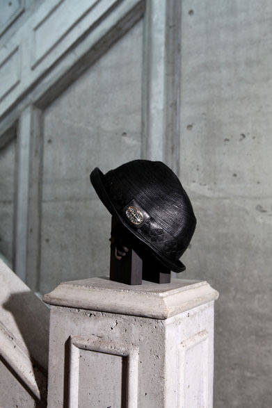 <strong>CHROME HEARTS｜クロムハーツ</strong>　レザーストローハット（メンズ）24万6750円