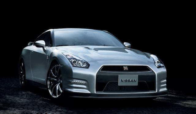 <strong>NISSAN GT-R｜日産 GT-R</strong>