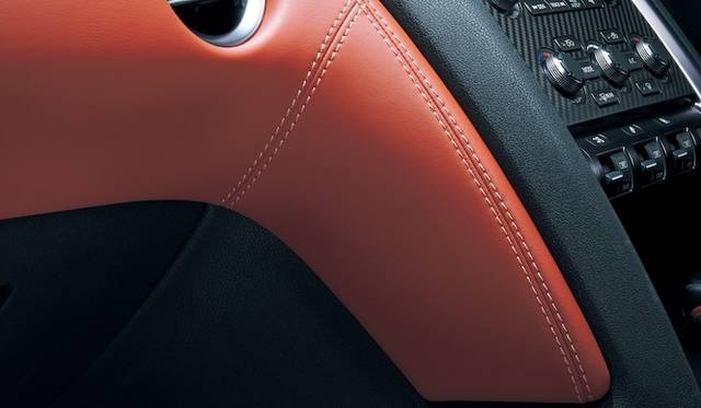 <strong>NISSAN GT-R｜日産 GT-R</strong>