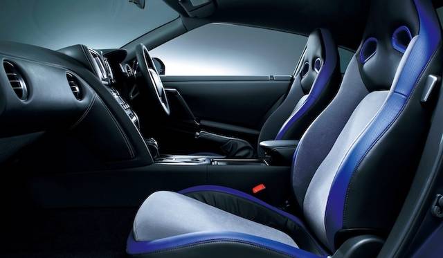 <strong>NISSAN GT-R｜日産 GT-R</strong>