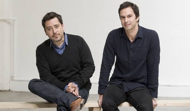 <strong>Barber Osgerby｜バーバー オズガビー</strong> エドワード・バーバー氏とジェイ・オズガビー氏 ©Linda Brownlee