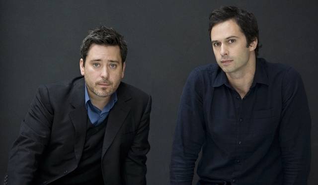 <strong>Barber Osgerby｜バーバー オズガビー</strong> エドワード・バーバー氏とジェイ・オズガビー氏©Linda Brownlee