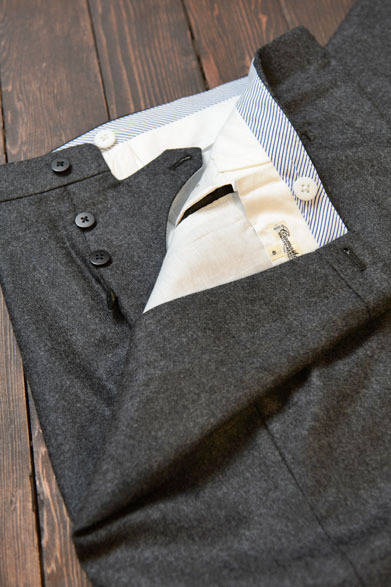 <strong>UNITED ARROWS｜ユナイテッドアローズ</strong>　トラウザーズ3万3600円（カモシタ ユナイテッドアローズ／ユナイテッドアローズ）