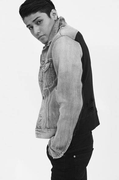 <strong>MIHARAYASUHIRO｜ミハラヤスヒロ</strong>　「MIHARAYASUHIRO DENIM」2012-13秋冬コレクション　デニムブルゾン（バックがダメージ加工スウェットの切り替え）5万9850円