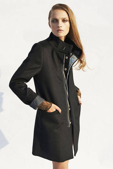 <strong>MIHARAYASUHIRO｜ミハラヤスヒロ</strong>　「MIHARAYASUHIRO DENIM」2012-13秋冬コレクション　コート6万7100円