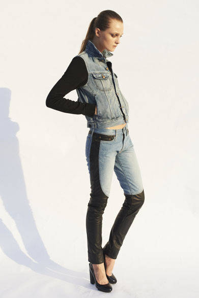 <strong>MIHARAYASUHIRO｜ミハラヤスヒロ</strong>　「MIHARAYASUHIRO DENIM」2012-13秋冬コレクション　デニムブルゾン（袖がスウェット切り替え）4万8300円