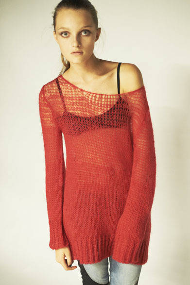 <strong>MIHARAYASUHIRO｜ミハラヤスヒロ</strong>　「MIHARAYASUHIRO DENIM」2012-13秋冬コレクション　ニット2万6250円