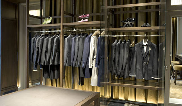 <strong>DESIGNWORKS｜デザインワークス</strong>　「デザインワークス コンセプトストア青山店」　2階メンズフロア