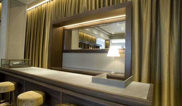 <strong>DESIGNWORKS｜デザインワークス</strong>　「デザインワークス コンセプトストア青山店」　カウンター