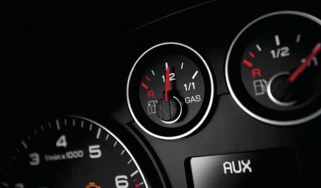 <br />燃料計はガソリン用、ガス用と2つ