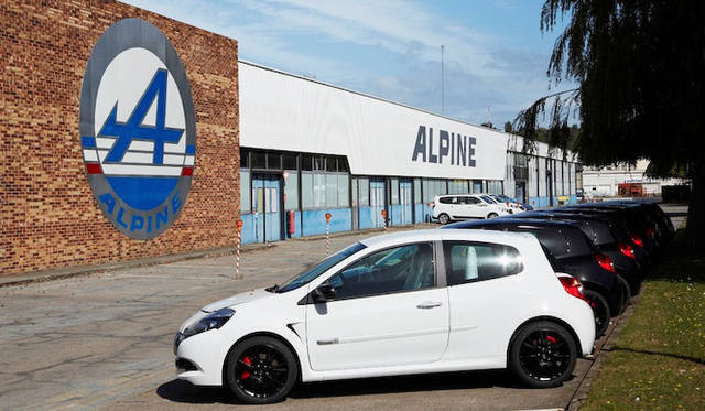 <strong>アルピーヌとケーターハムが新型車を共同開発</strong><br />アルピーヌのディエップ工場。現在はRSシリーズなど、ルノーのスポーツモデルを製造する