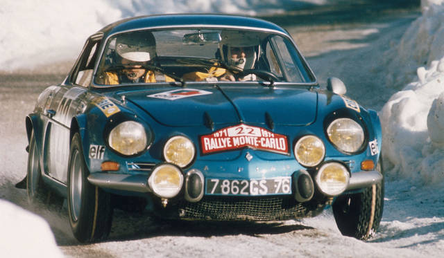 <strong>アルピーヌＡ110</strong>　1971年モンテカルロ ラリー。2年後の1973年には優勝も果たした