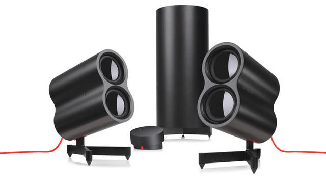 <strong>Logicool｜ロジクール</strong>　サテライトスピーカーのデザインが特徴的な2.1chアクティブスピーカー