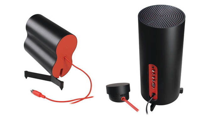 <strong>Logicool｜ロジクール</strong>　2chステレオRCAピンジャック(1基)と3.5mmステレオミニプラグ(2基)、コントロールポッドを搭載