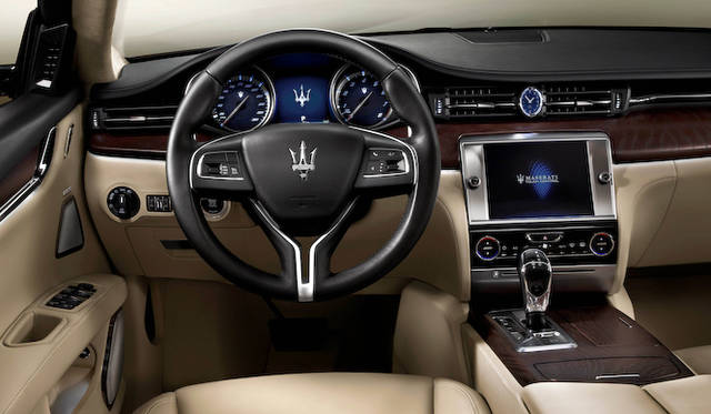 <strong>Maserati Quattroporte｜マセラティ クアトロポルテ</strong>
