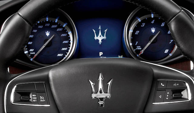 <strong>Maserati Quattroporte｜マセラティ クアトロポルテ</strong>