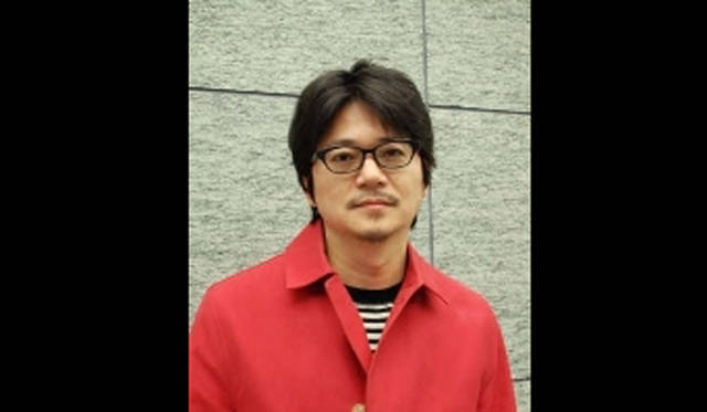 <strong>EVENT｜多彩な出演者が野外で朗読パフォーマンス　 「読書のフェス」開催</strong>　穂村弘（歌人）