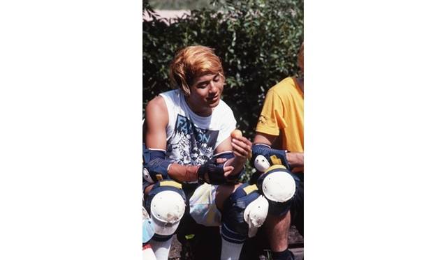 <strong>スケーター・ドキュメンタリー『ボーンズ・ブリゲード』</strong>　スティーヴ・キャバレロ　ポートレート 1985年6月 © 2012 UNION AVENUE PRODUCTIONS. ALL RIGHTS RESERVED. 