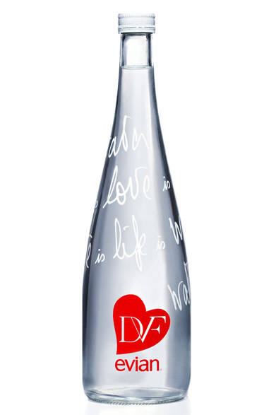 <strong>evian×DIANE von FURSTENBERG｜エビアン×ダイアン フォン ファステンバーグ</strong><br />2013「エビアン」デザイナーズボトル、今年はダイアン フォン ファステンバーグがデザイン！