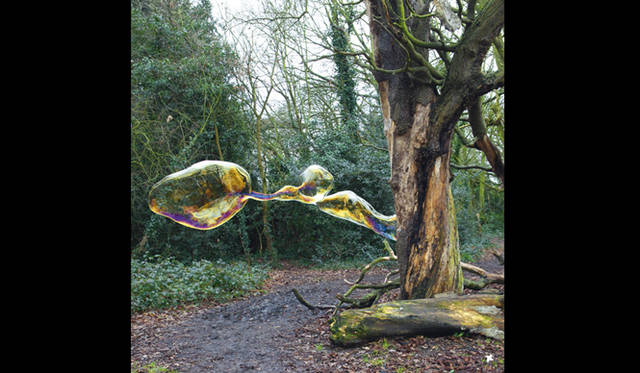 <strong>ART｜ロンドンを代表するクラブの世界初となるエキシビション　『“US” by fabric』 </strong>