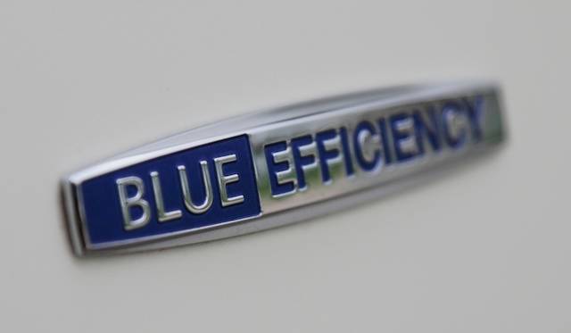 <strong>Mecedes-Benz M Class ML350 4MATIC BlueEFFICIENCY｜<br />メルセデス・ベンツ Mクラス  ML350 4マチック ブルー エフィシエンシー</strong>