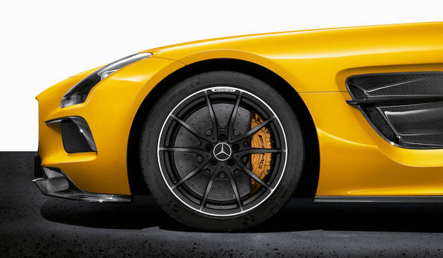 <strong>Mercdedes-Benz SLS AMG Coupe Black Series｜メルセデス・ベンツ SLS AMG クーペ ブラックシリーズ</strong>