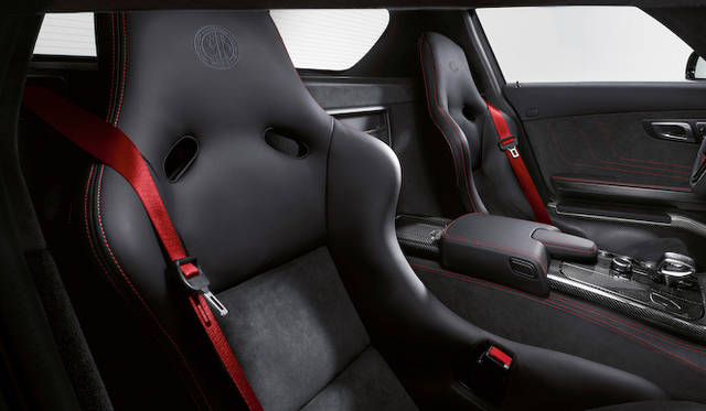 <strong>Mercdedes-Benz SLS AMG Coupe Black Series｜メルセデス・ベンツ SLS AMG クーペ ブラックシリーズ</strong>