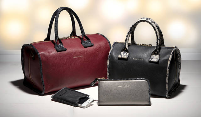 <strong>SEE BY CHLOÉ｜シー バイ クロエ</strong>　クリスマスコレクション 2012「APRIL（エイプリル）」<br />左から時計まわりに ビッグ2wayダッフルバッグ　6万6150円、2wayダッフルバッグ　5万9850円、iPhoneケース　1万1550円、ロングウォレット　2万6250円