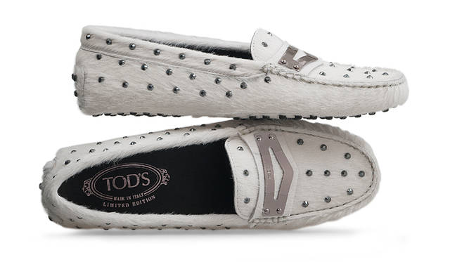 <strong>TOD’S｜トッズ</strong>　クリスマス限定「ゴンミーニ」　12万4950円