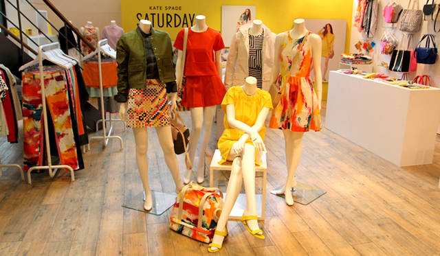 毎週土曜日にあたらしい商品が入荷