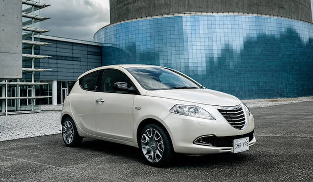 <strong>Chrysler Ypsilon｜クライスラー イプシロン</strong>