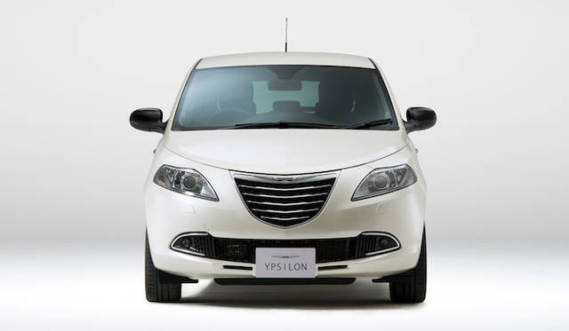 <strong>Chrysler Ypsilon｜クライスラー イプシロン</strong>